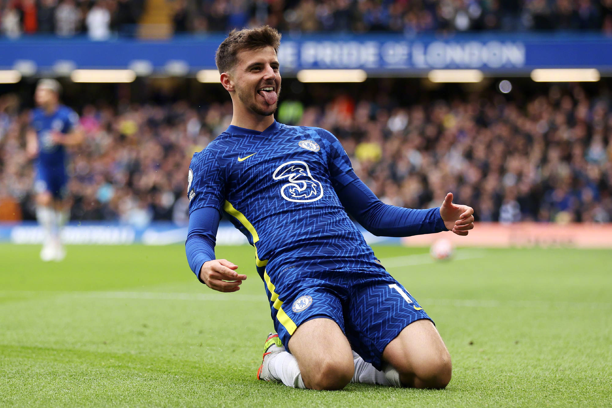 体育官宣：威廉姆斯宣布阿尔本2022赛季加盟